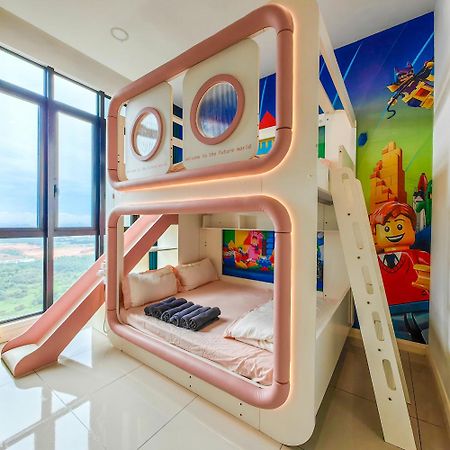 נוסג'יה D'Pristine Theme Suite By Nest Home At Legoland מראה חיצוני תמונה